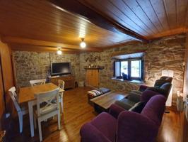 Casa en venta en Belmonte De Miranda, 4 dormitorios. photo 0