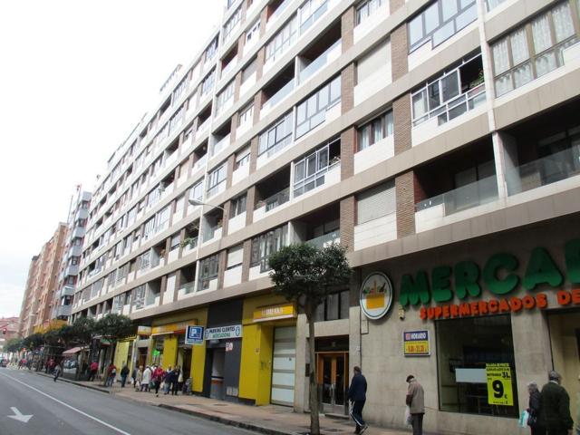 Local Com. en venta en Laviada. photo 0