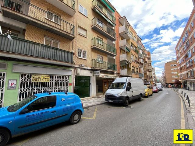 Piso en venta en Cuenca, con 95 m2, 3 habitaciones y 1 baños, Trastero, Ascensor y Amueblado. photo 0