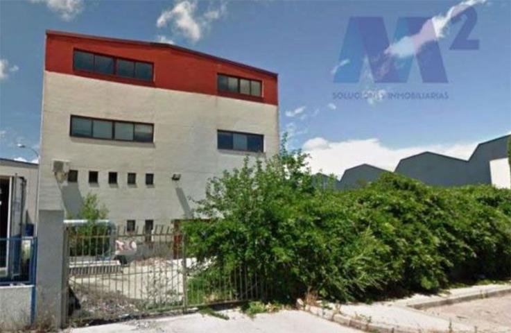 NAVE INDUSTRIAL DE 1.652 m² EN VENTA ORIGEN BANCARIO photo 0