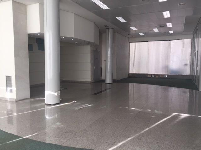 LOCAL COMERCIAL DE 317 m² EN VENTA ORIGEN BANCARIO photo 0