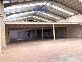 NAVE INDUSTRIAL DE 1.340 m² EN VENTA ORIGEN BANCARIO photo 0