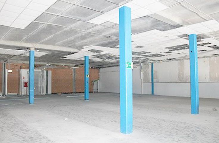 NAVE EN VENTA DE 690 m² ORIGEN BANCARIO photo 0