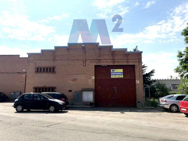 NAVE INDUSTRIAL DE 480 m² EN VENTA Y ALQUILER photo 0