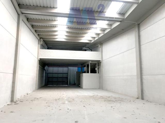 NAVE EN ALQUILER DE 475 m² CONSTRUIDOS photo 0