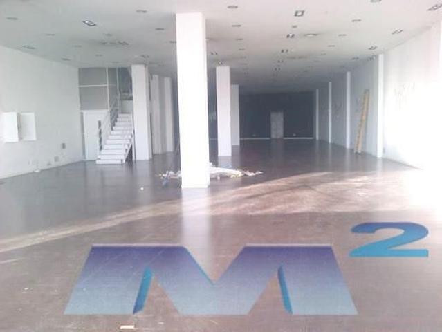 NAVE COMERCIAL DE 960 m² EN ALQUILER photo 0