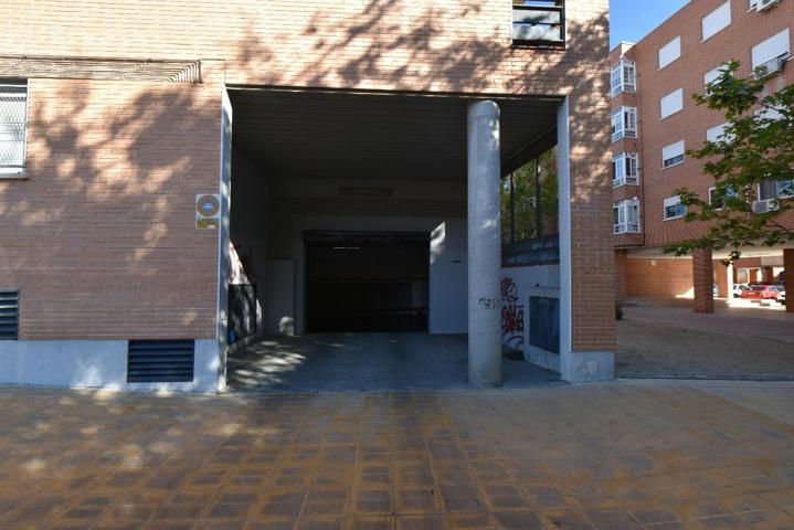 PLAZA DE GARAJE CALLE PEDRO SALINAS
DISPONIBLE EN VENTA photo 0