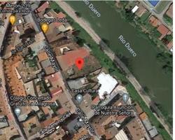 TUDELA DE DUERO: Parcela urbana con vistas al río Duero, 950 m2
Excelente ubicación ideal para vivienda unifamiliar
Entrega inmediata y financiación photo 0