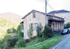 Casa En venta en Calle Trevías, Valdés - Luarca photo 0