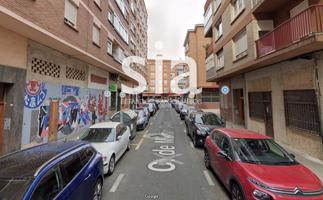 Local Comercial en venta y alquiler en Vitoria-Gasteiz y con 140 m2. photo 0