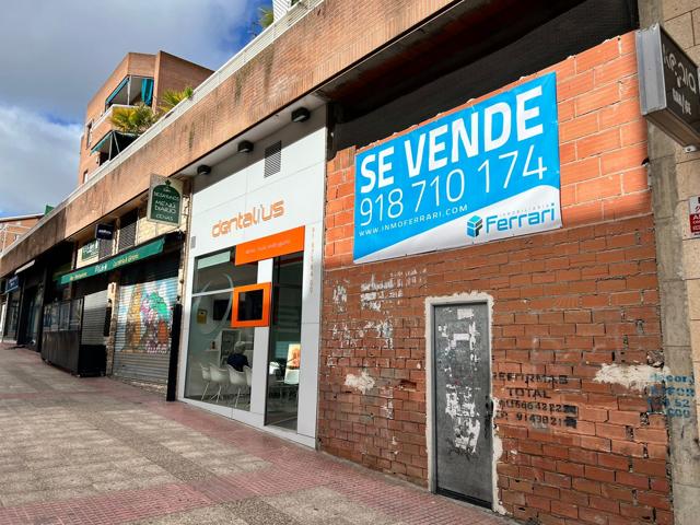 VENTA DE LOCAL COMERCIAL DE 46 m2 EN EL CENTRO URBANO DE ARGANDA DEL REY, EXCELENTE UBICACIÓN photo 0