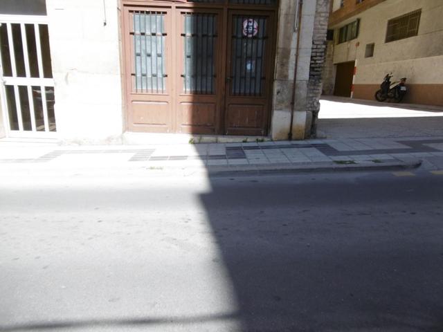 Local,Tortosa,centre photo 0