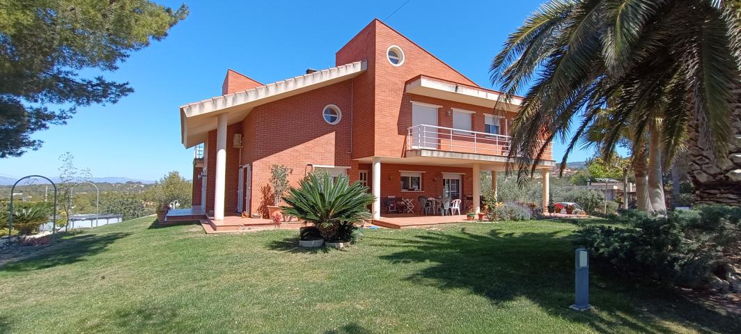 Casa En venta en Passeig De Sant Josep De La Muntanya, 17, Tortosa photo 0