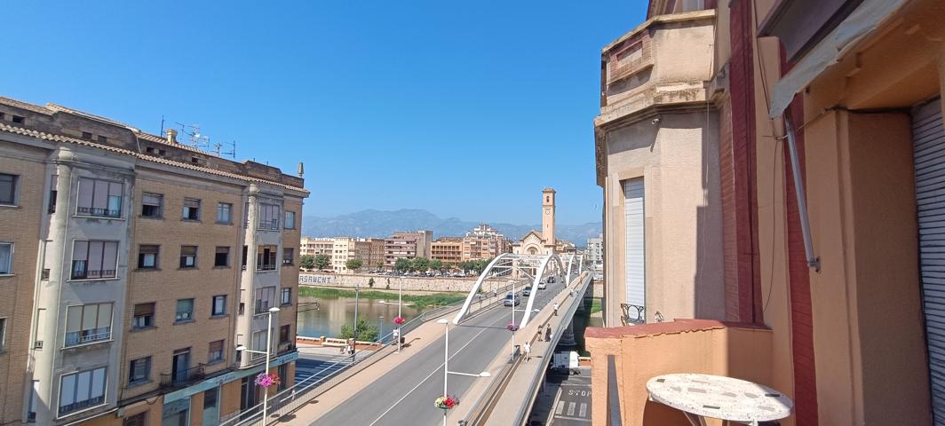 Tortosa, centre photo 0