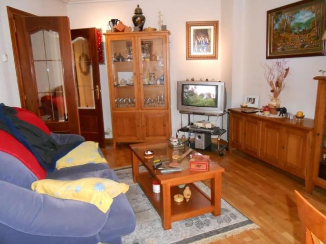 Apartamento 1 dormitorio, cocina equipada, salón-comedor, baño. Exterior. Terraza. Garaje y trastero photo 0