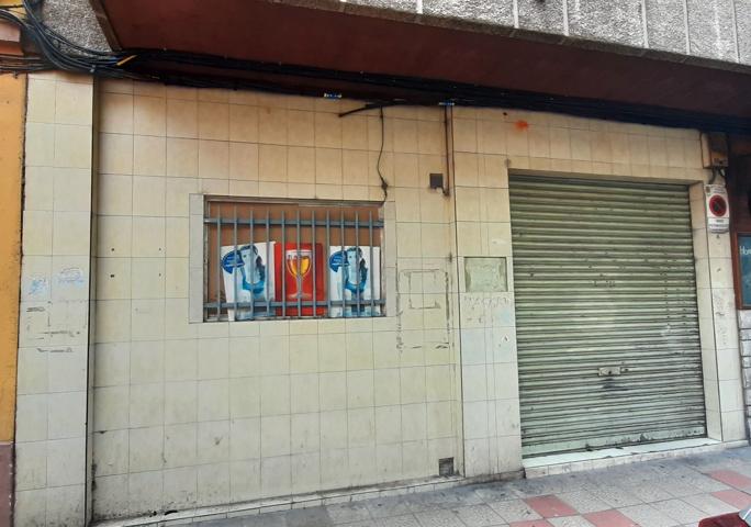 Local 40 m2, con oficina y baño, trapa automática y vado permanente photo 0