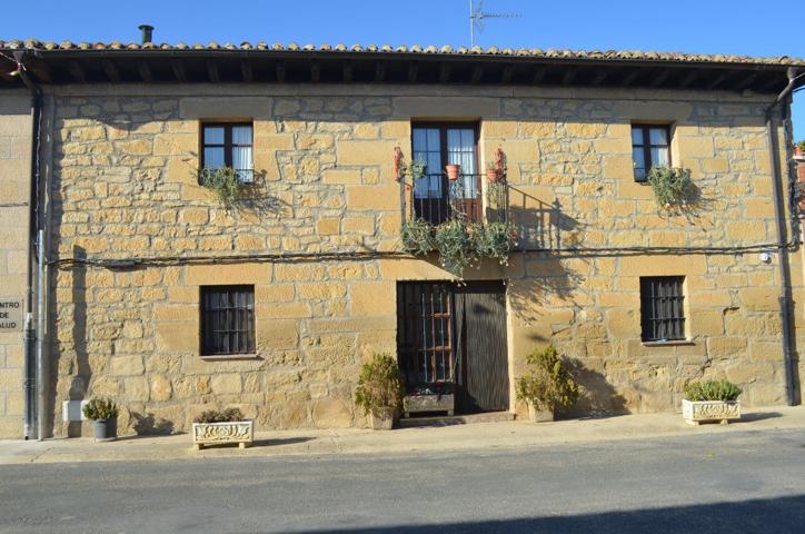 Casa En venta en Calle Mayor, Baños De Rioja photo 0