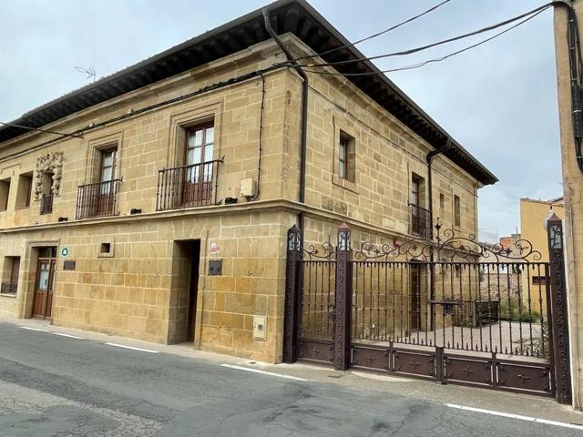 Casa En venta en Calle Calle Mayor, Castañares De Rioja photo 0