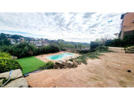 Casa en venta en Sant Muç-Castellnou-Can Mir photo 0