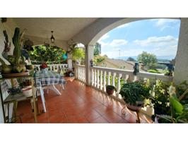 Casa en venta en Sant Esteve Sesrovires photo 0