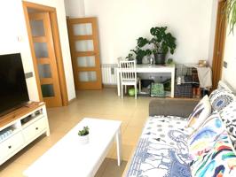 Piso en venta en Sant Pere Nord(08226) photo 0