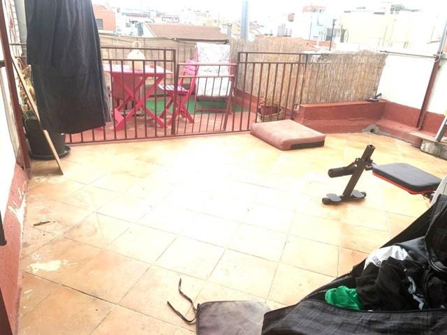 DOS PISOS EN UNO (TERRASSA) photo 0