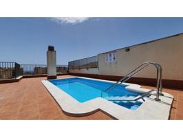 Ático dúplex con piscina comunitaria , gran terraza propia (30m2) y plaza de parking photo 0