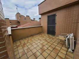 Atico en venta en Hospital Nuevo(47012) photo 0