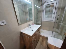 Piso en venta en Hospital-Rondilla-Santa Clara(47010) photo 0