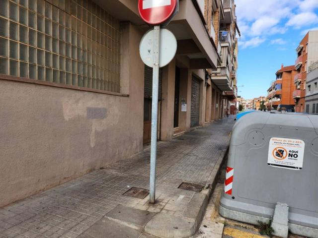 Local en venta en Marianao photo 0
