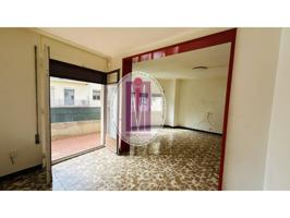 Les ofrecemos esta singular vivienda en una finca antigua del año 1960 photo 0