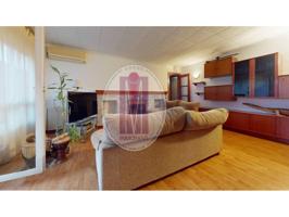 ¿Buscas un piso amplio y luminoso en Castelldefels? photo 0