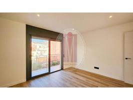 Encantadora vivienda reformada en el corazón de Gavarra photo 0