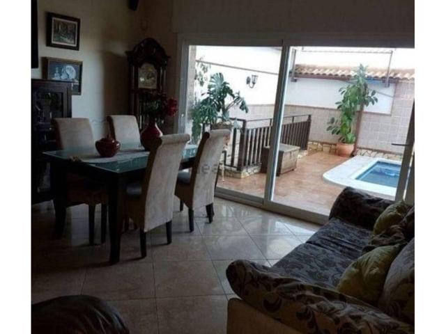 ¡Casa en venta en Lucena! photo 0