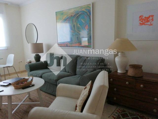 Piso en venta en Lucena photo 0