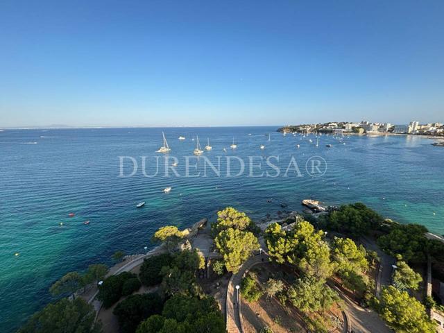 Espectacular piso reformado con terraza y vistas únicas al mar en primera línea de Palmanova photo 0