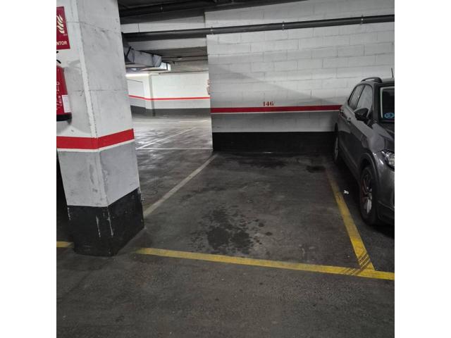 Parking en la calle baldrich nº26 coche grande photo 0