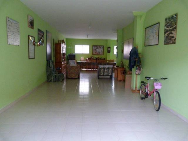 LOCAL DE 70 M2 EN LA ZONA DE RIS photo 0