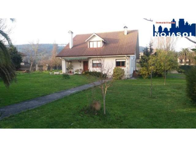 REF. 000898 - ESTUPENDO CHALET INDIVIDUAL DE 6 HABITACIONES  CON PARCELA DE TERRENO URBANO DE 2600 M2 photo 0