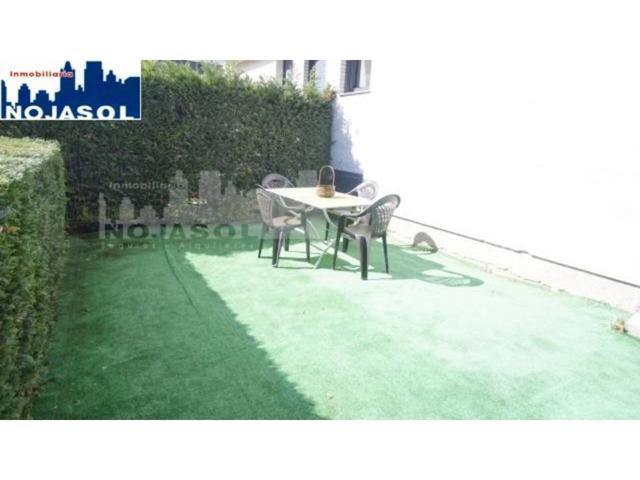 Ref.002033 - BAJO CON JARDIN 2 HABIT. EN URBANIZACION EXCLUSIVA A 50M PLAYA photo 0