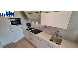 Ref.000047 - Precioso Apartamento en Exclusiva de 2 habitaciones, amplia terraza con vistas despejadas, ascensor, calef photo 0