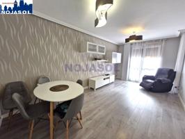 REF 000537 - PRECIOSO PISO DE 3 HABITACIONES, DOBLE GARAJE CERRADO Y TRASTERO, UN PASO DEL CENTRO DE LA VILLA. photo 0