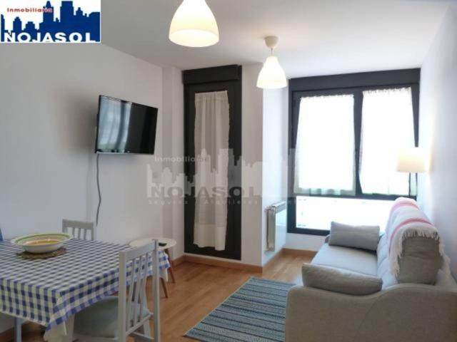 Ref.2228 - Piso Santoña 1 hab. Reciente construcción. photo 0