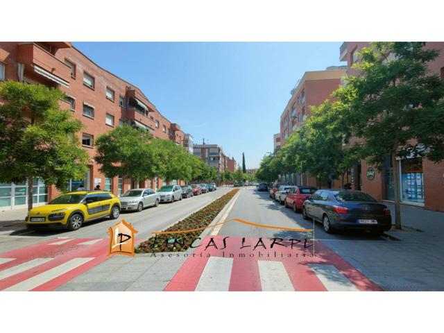 LOCAL COMERCIAL EN MARTORELL photo 0