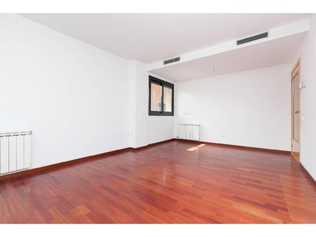 PISO EN EIXAMPLE -SABADELL photo 0