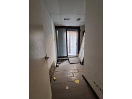 Local en venta en Mercat photo 0