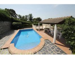 Casa en venta en Maçanet de La Selva photo 0