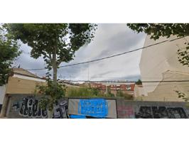 terreno urbano a dos calles barrio Roc Blanc photo 0