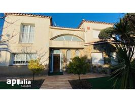 Chalet - Torre - Sabadell (Castellarnau) photo 0
