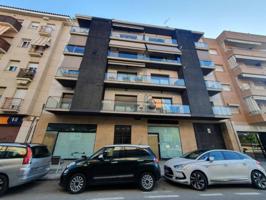 Local comercial en venta en Cerdanyola del Vallès, Centre-Cordelles photo 0
